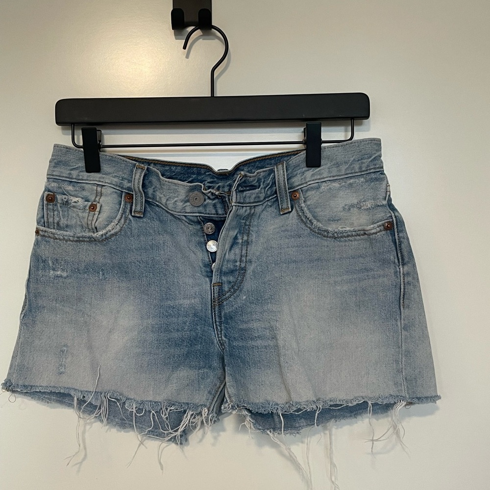 Levi Low rise Shorts